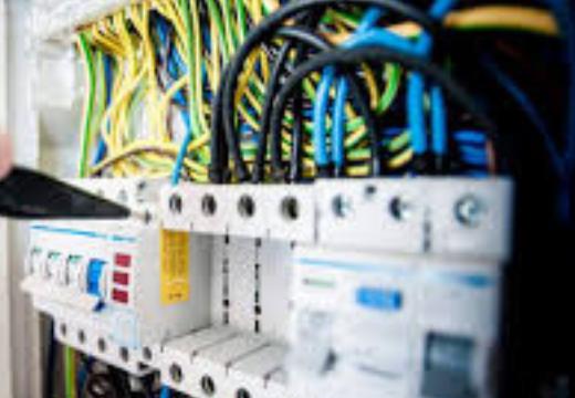 Ensuring a Stable Electricity Supply with Outdoor Stabilizers